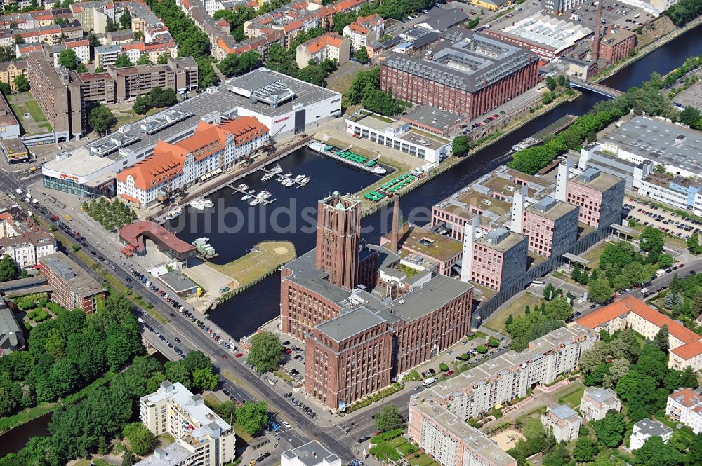 Berlin von oben - Tempelhofer Hafen in Berlin