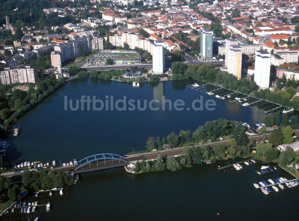 Luftaufnahme Potsdam - Templiner Brücke und Neustädter Havelbucht in Potsdam