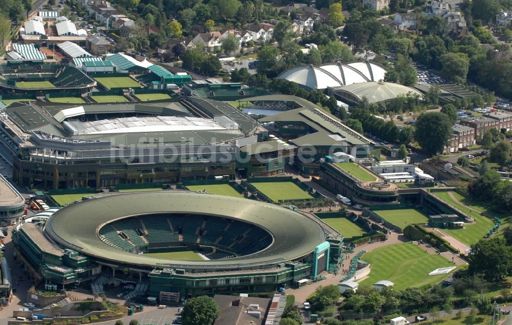 Luftaufnahme London - Tennis Court Wimbledon Austragungsort Olympia 2012 in London in Großbritannien