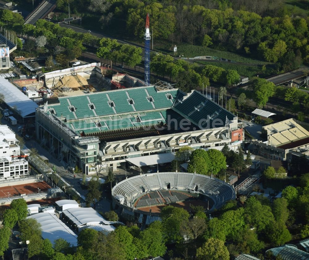 Luftbild Paris - Tennis- Sportstätten-Gelände der Arena des Stadion in Paris in Ile-de-France, Frankreich