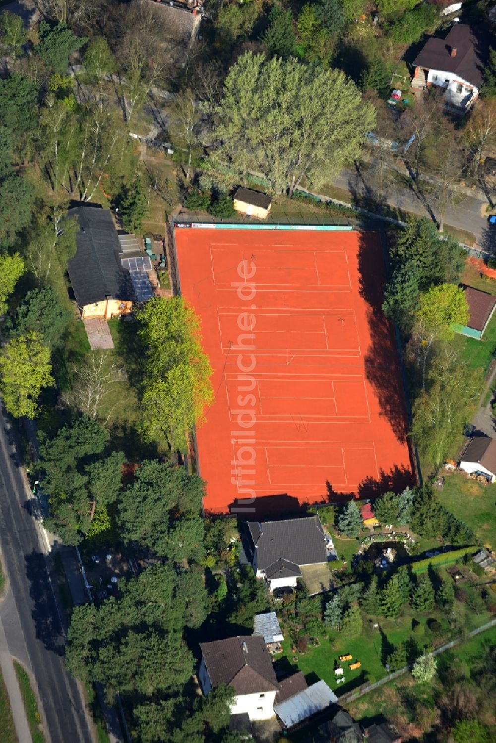 Luftbild Falkensee - Tennisplatz - Sportanlage des TC-Gelb-Weiß Falkensee e.V. in Falkensee im Bundesland Brandenburg