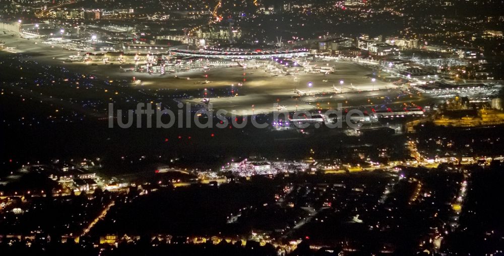 Düsseldorf aus der Vogelperspektive: Terminal am Flughafen Düsseldorf im Bundesland Nordrhein-Westfalen