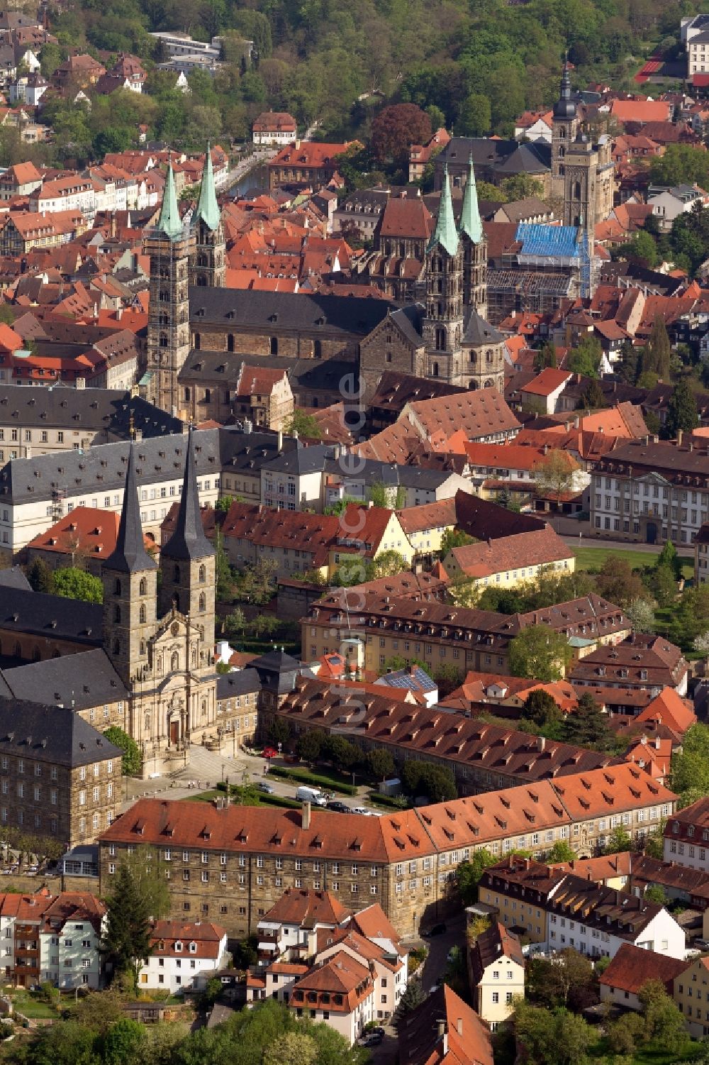 Bamberg von oben - , the premises of the nursing home United Catherine and Elizabeth Hospital moved there