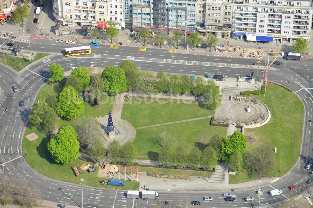 Berlin aus der Vogelperspektive: Theodor-Hess-Platz in Berlin-Westend