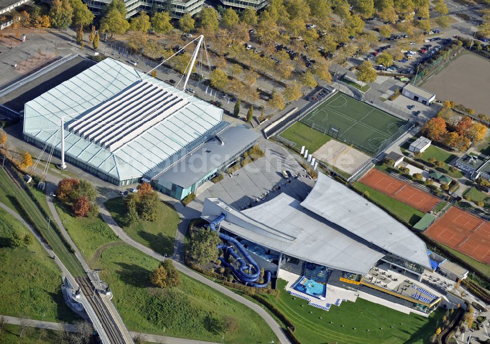 Luftbild Karlsruhe - Therme und Schwimmbecken am Freibad der Freizeiteinrichtung Europabad in Karlsruhe im Bundesland Baden-Württemberg, Deutschland