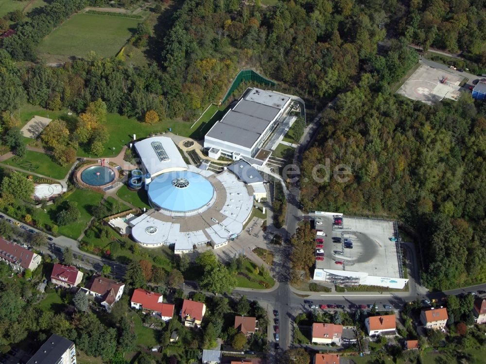 Luftbild Brandenburg an der Havel - Therme und Schwimmbecken am Freibad der Freizeiteinrichtung Marienbad Brandenburg in Brandenburg an der Havel im Bundesland Brandenburg, Deutschland