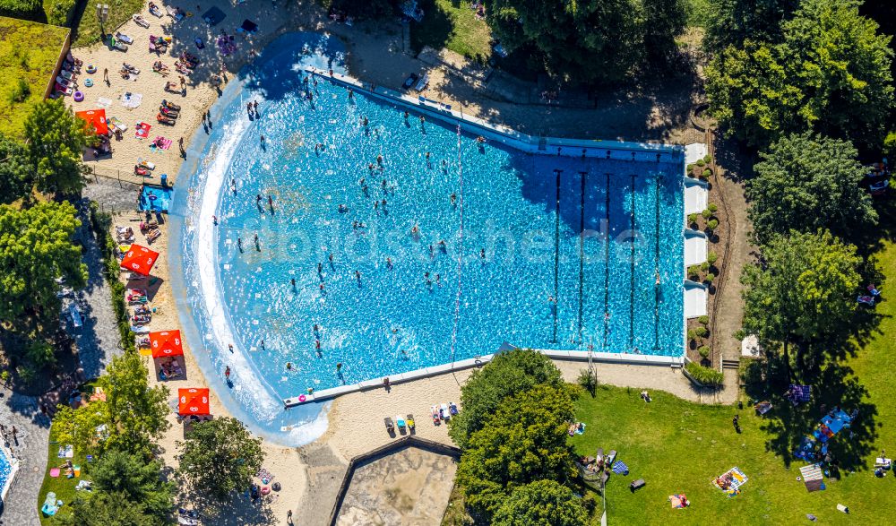 Luftbild Dortmund - Therme und Schwimmbecken am Freibad der Freizeiteinrichtung Solebad Wischlingen in Dortmund im Bundesland Nordrhein-Westfalen, Deutschland