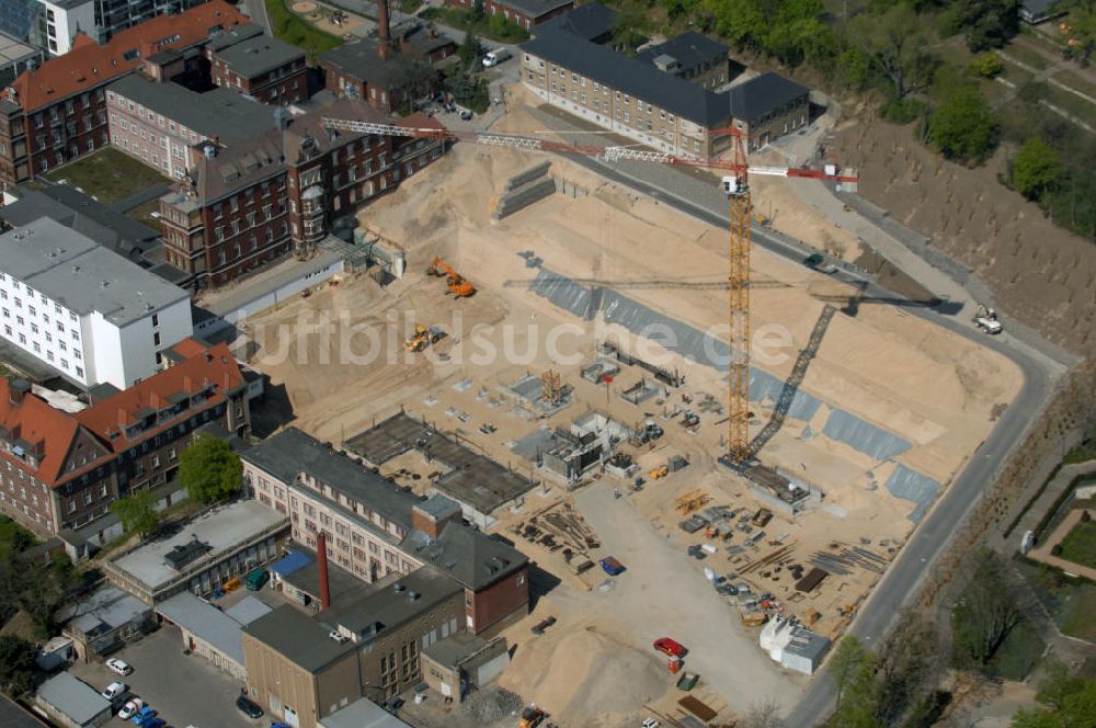 BRANDENBURG von oben - Tiefbauarbeiten zum Erweiterungsbau des Krankenhaus Brandenburg