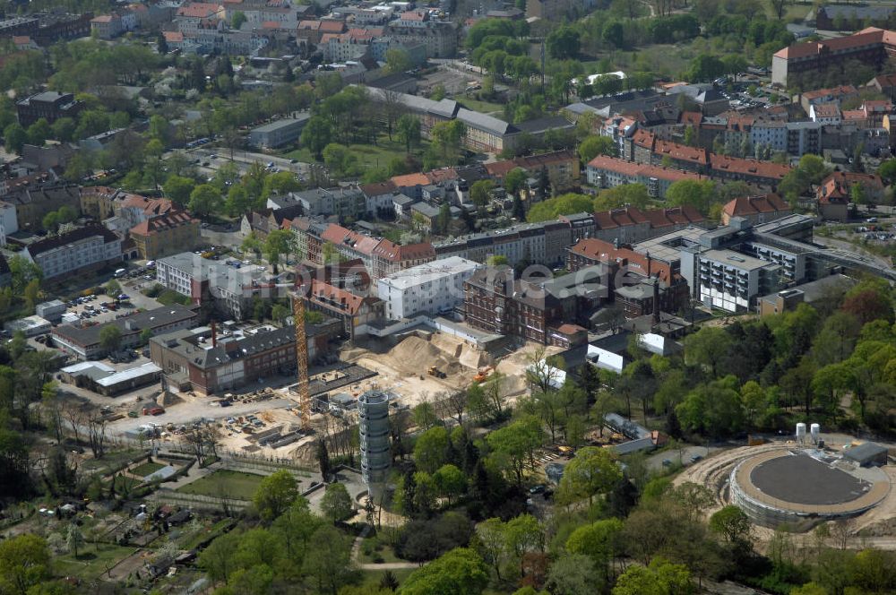 BRANDENBURG von oben - Tiefbauarbeiten zum Erweiterungsbau des Krankenhaus Brandenburg