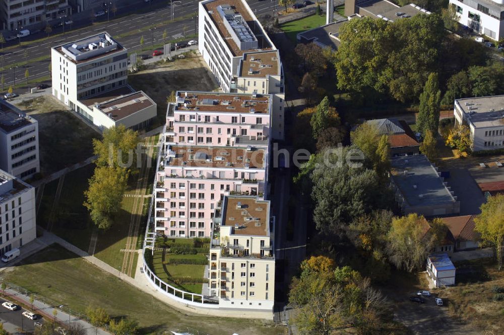 Luftaufnahme Berlin - Tiergarten-Dreieck zu sehen sind die Köbisstraße, die Klingelhöferstraße und die Von-der-Heydt-Straße in Berlin Tiergarten