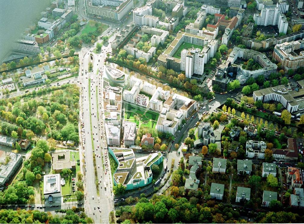 Berlin - Tiergarten von oben - Tiergartendreieck mit den Botschaften der Nordischen Länder in Berlin - Tiergarten.