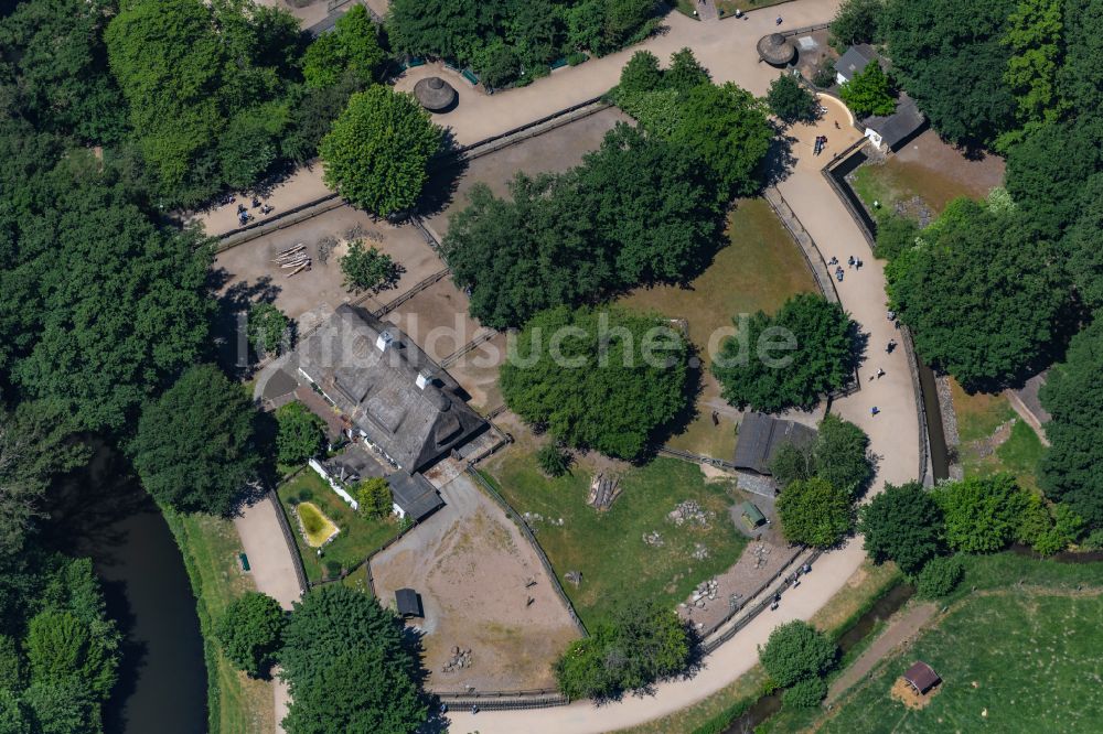 Bremen von oben - Tierzucht- Gehege im Bürgerpark Bremen in Bremen, Deutschland