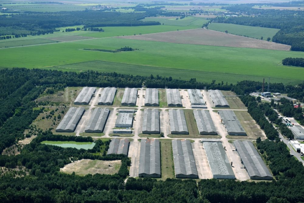 Luftbild Reuden/Anhalt - Tierzucht- Stallanlagen zur Geflügelzucht der Fläminger Entenspezialitäten GmbH & Co. KG an der Reudener Straße in Reuden/Anhalt im Bundesland Sachsen-Anhalt, Deutschland