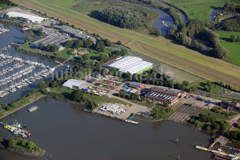 Wedel aus der Vogelperspektive: Tonnenhafen Wedel im Bundesland Schleswig-Holstein