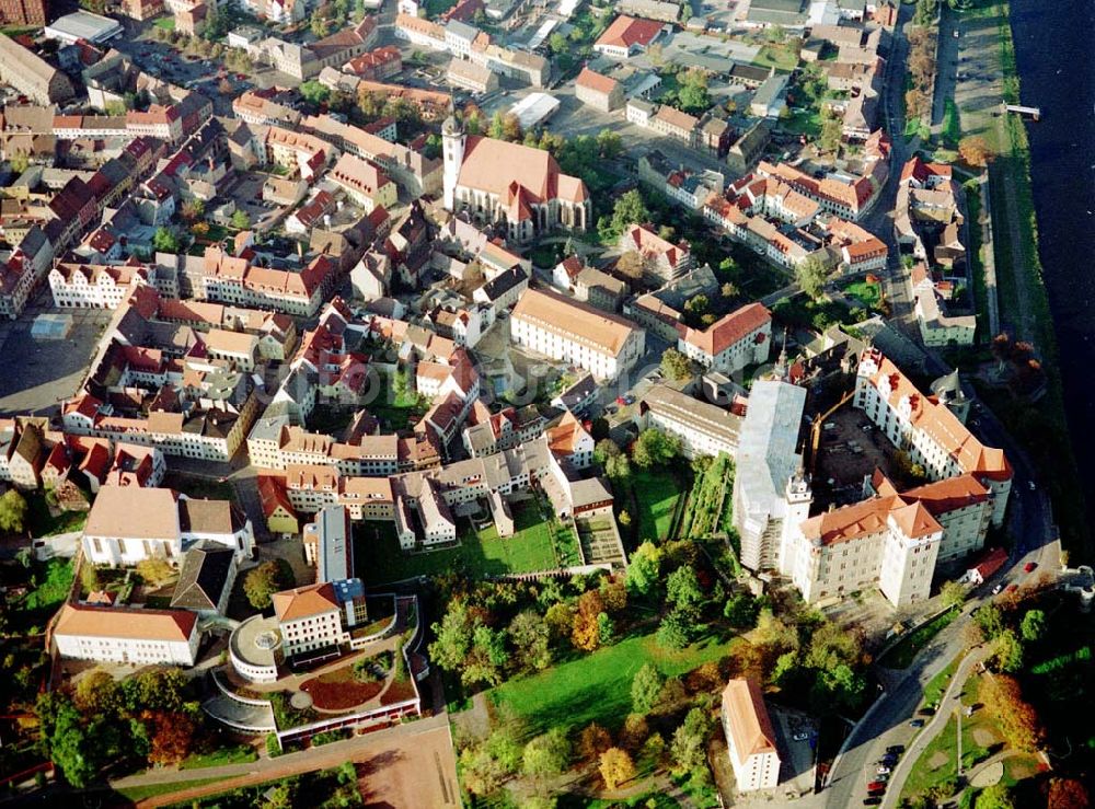 Luftaufnahme Torgau - Torgauer Schloß im Stadtzentrum von Torgau / Sachsen