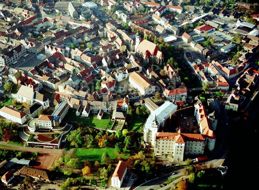 Torgau von oben - Torgauer Schloß im Stadtzentrum von Torgau / Sachsen