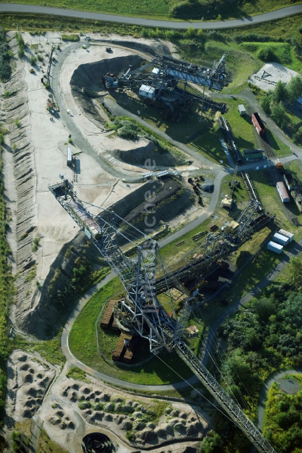 Markkleeberg von oben - Tourismus- Attraktion und Sehenswürdigkeit des Bergbau-Technik-Park Am Westufer in Markkleeberg im Bundesland Sachsen, Deutschland