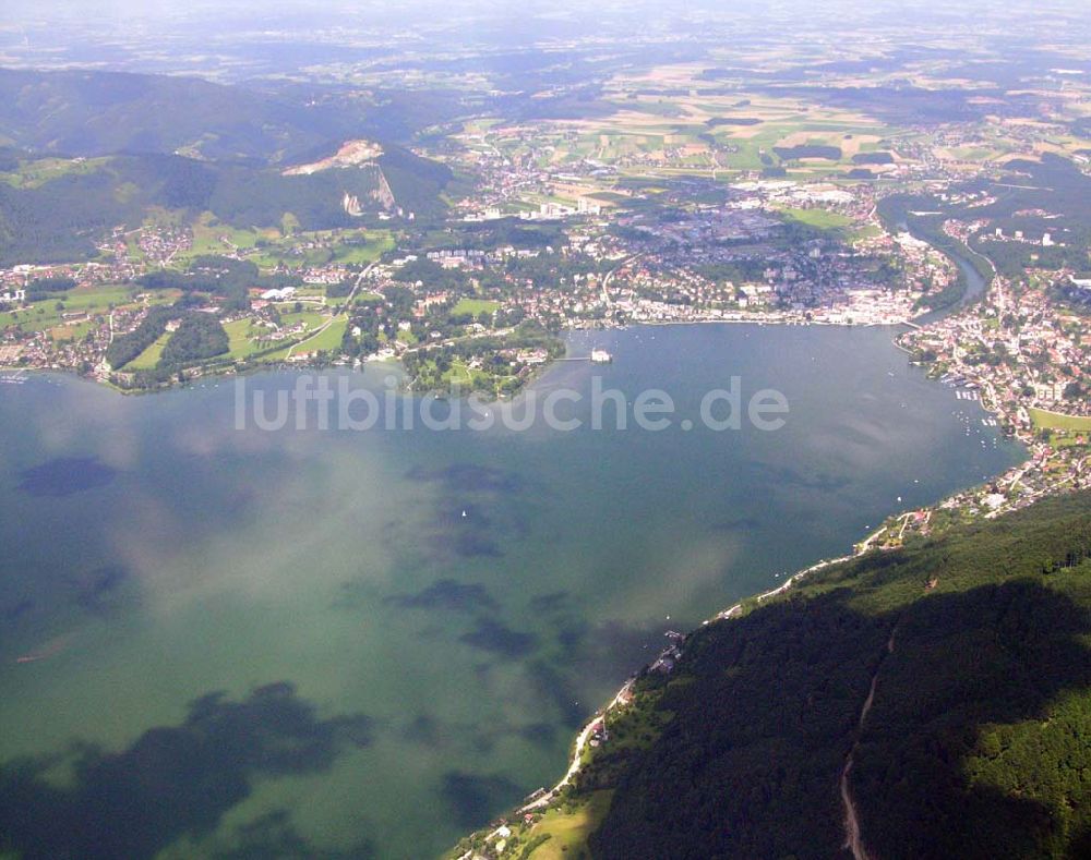 Gmunden (Österreich) aus der Vogelperspektive: Traunsee bei Gmunden - Österreich