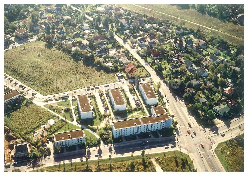 Altglienicke / Berlin / Treptow von oben - Treptow / Altglienicke mit Blick auf die Kreuzung Schönefelder Chaussee- Wegedornstraße und Neubaugebiet Kasperstraße 10