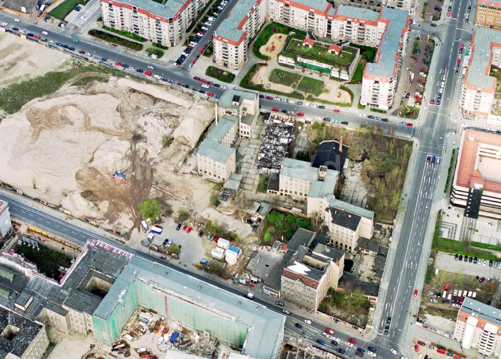 Berlin von oben - Tresorgelände an der Wilhelmstraße /Ecke Leipziger Straße in Berlin-Mitte.