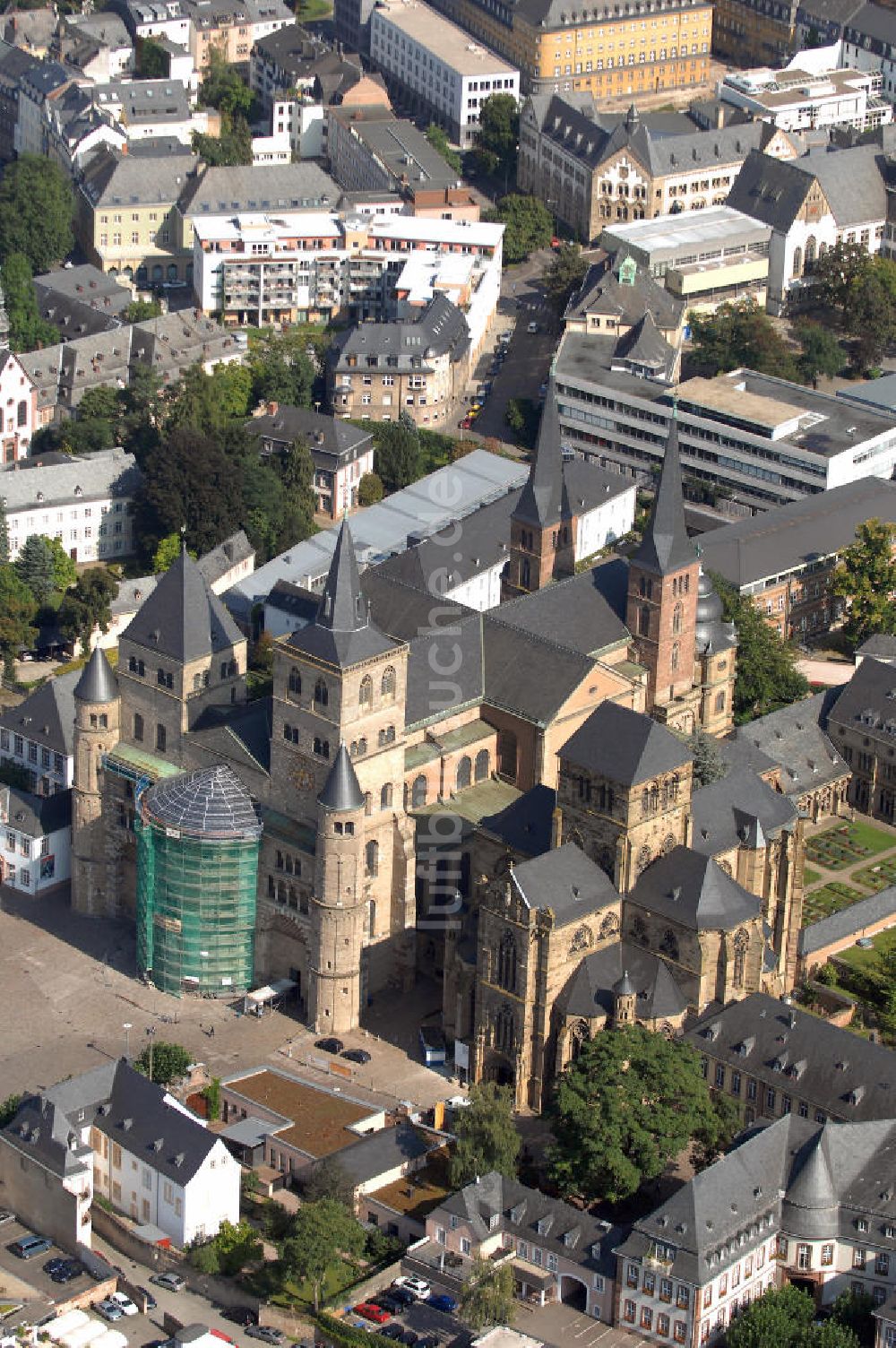 TRIER von oben - Trierer Dom, St. Gangolf und die Liebfrauenkirche in Trier