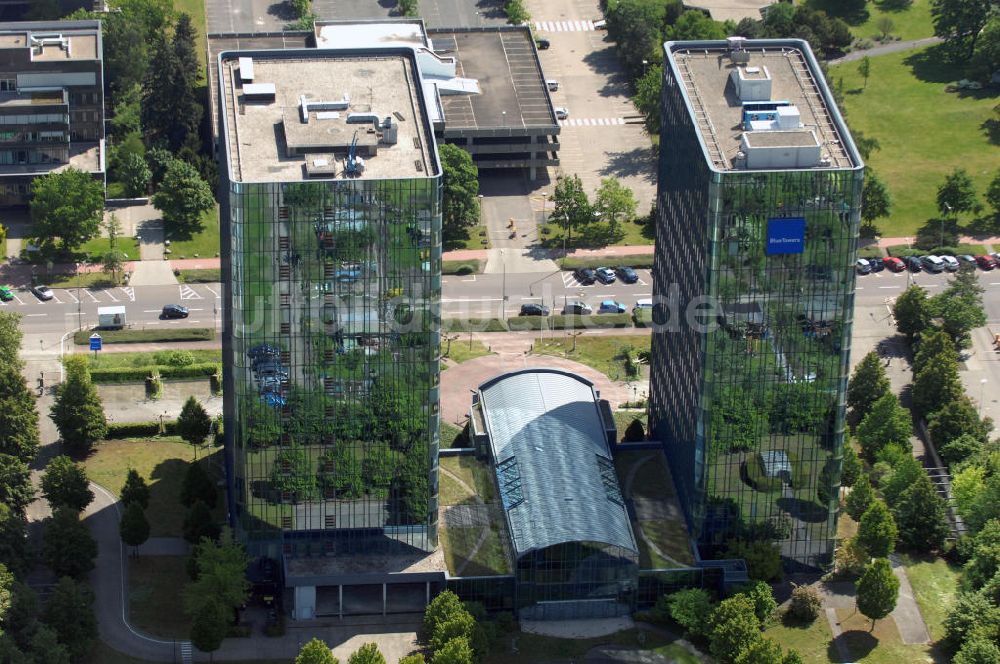 Luftaufnahme Frankfurt am Main - Türme der Blue Towers in Frankfurt-Niederrad