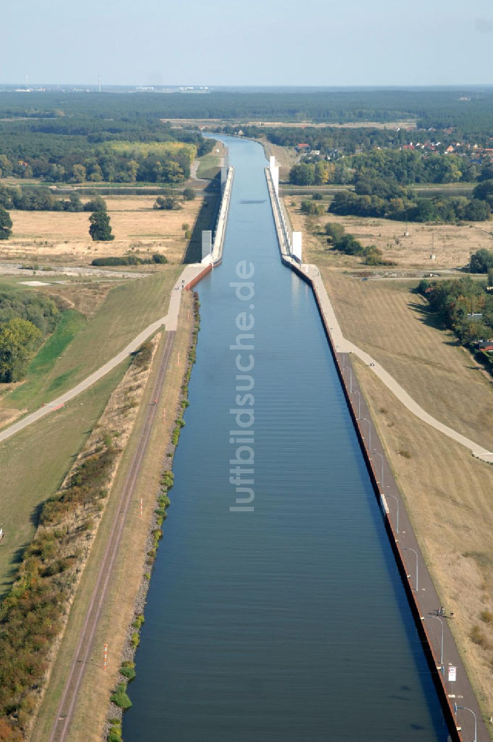 Luftaufnahme Hohenwarthe - Trogbrücke bei Rothensee / Hohenwarthe