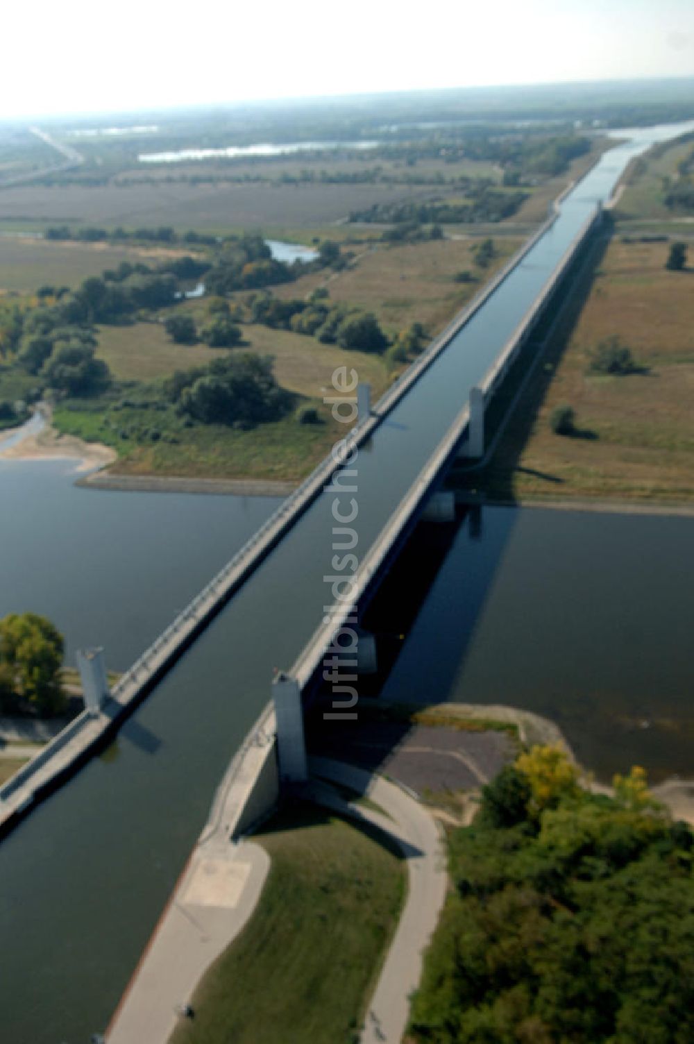 Hohenwarthe von oben - Trogbrücke bei Rothensee / Hohenwarthe