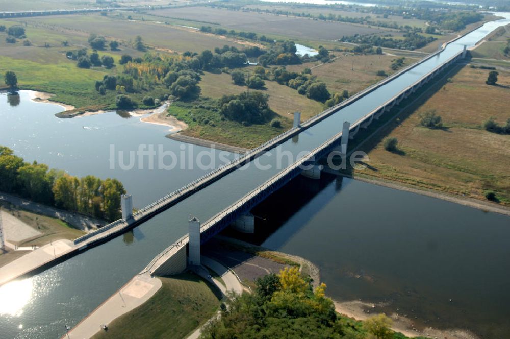 Hohenwarthe aus der Vogelperspektive: Trogbrücke bei Rothensee / Hohenwarthe