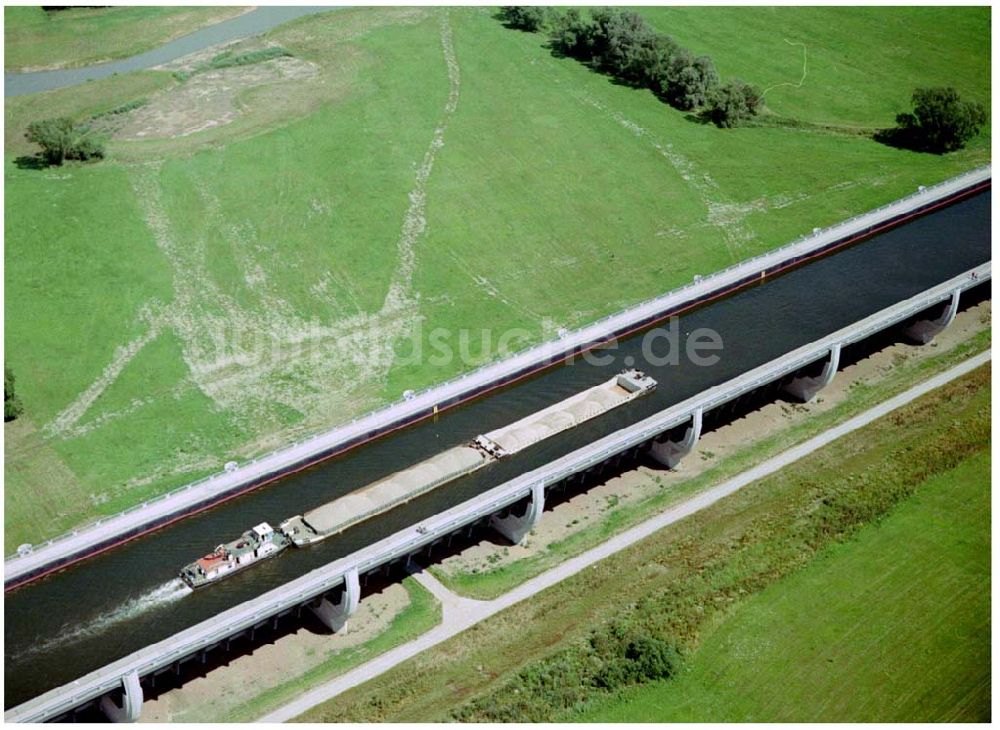 Luftbild Hohenwarthe - Trogbrücke vom Mittellandkanal über die Elbe zum Elbe-Havel-Kanal am Wasserstraßenkreuz MD bei Hohenwarthe in Sachsen-Anhalt