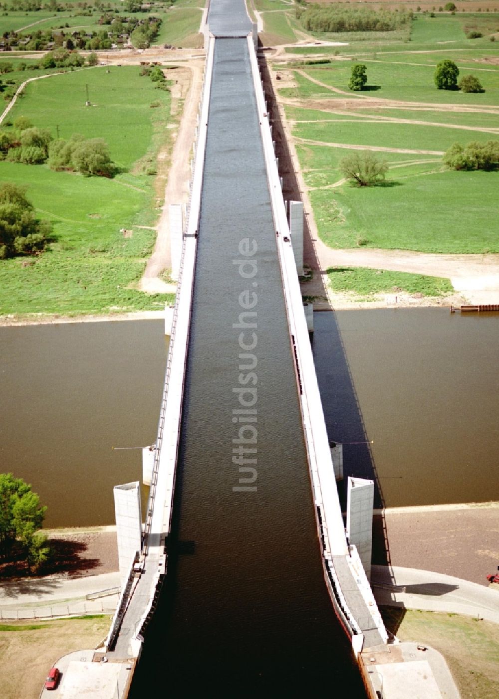 Luftaufnahme Hohenwarthe - Trogbrücke am Wasserstraßenkreuz MD bei Hohenwarthe in Sachsen-Anhalt