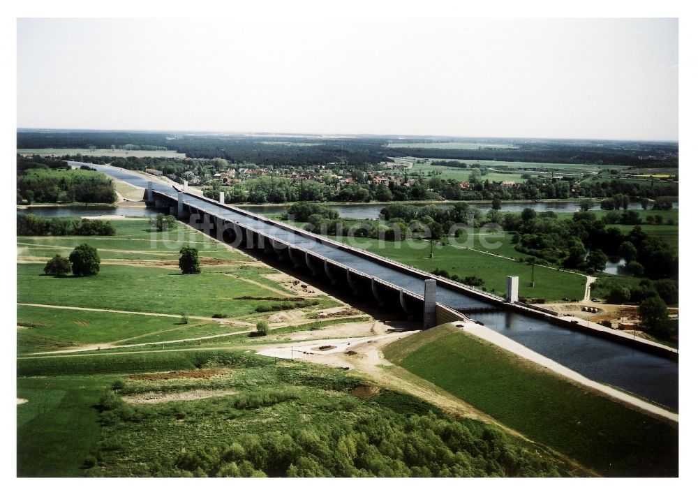 Luftaufnahme Hohenwarthe - Trogbrücke am Wasserstraßenkreuz MD bei Hohenwarthe in Sachsen-Anhalt