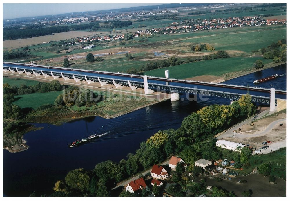 Luftbild Hohenwarthe - Trogbrücke am Wasserstraßenkreuz MD bei Hohenwarthe in Sachsen-Anhalt