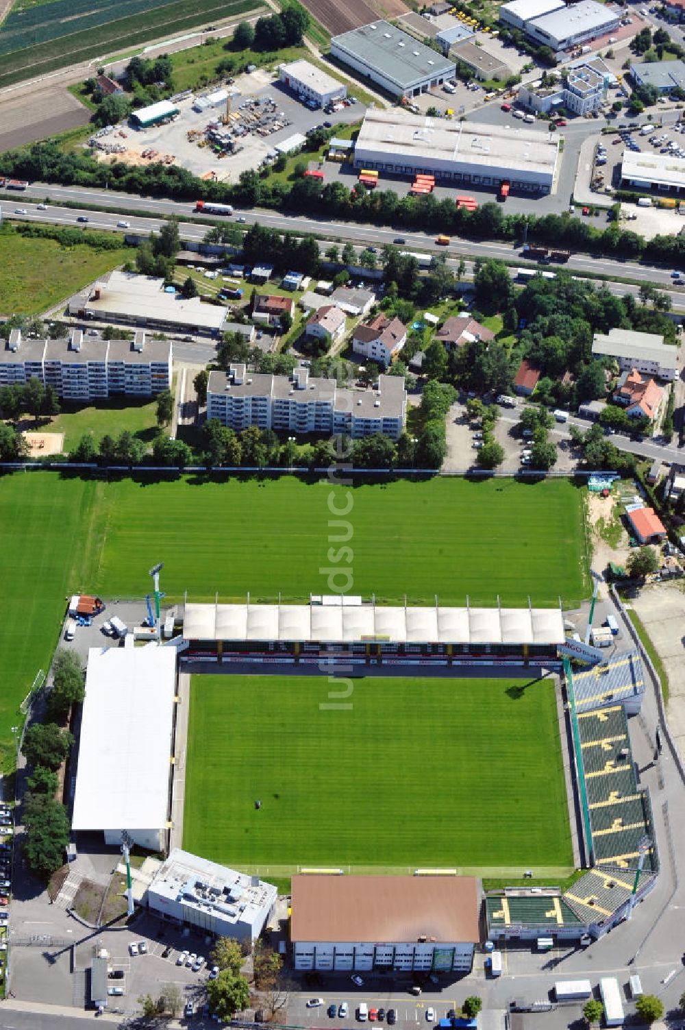 Luftaufnahme Fürth - Trolli Arena in Fürth / Bayern