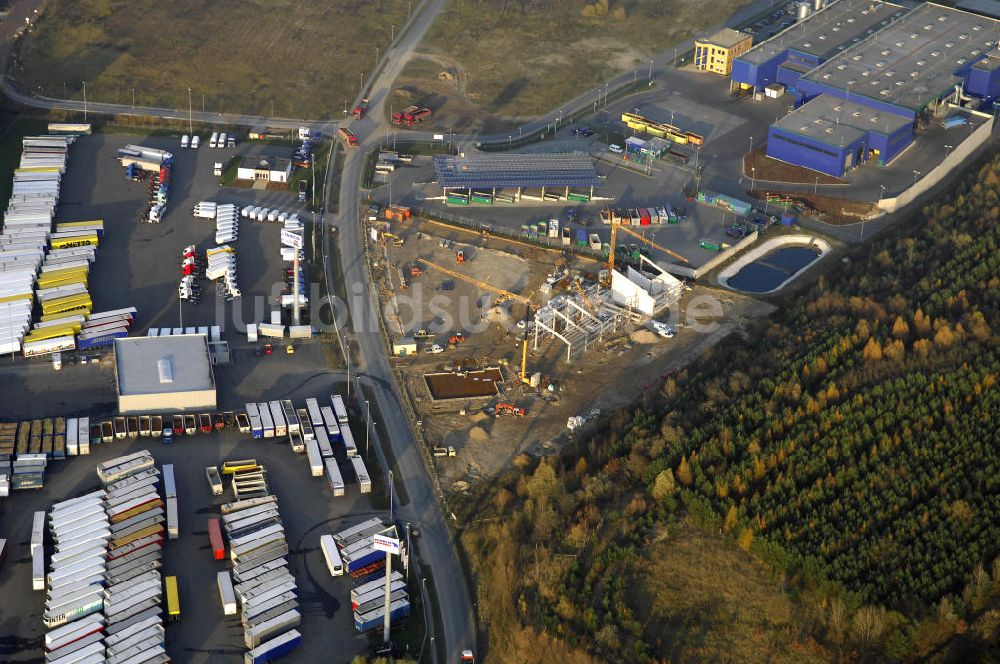 KÖNIGS-WUSTERHAUSEN aus der Vogelperspektive: TruckStore Berlin-Brandenburg an der A10 bei Königs-Wusterhausen