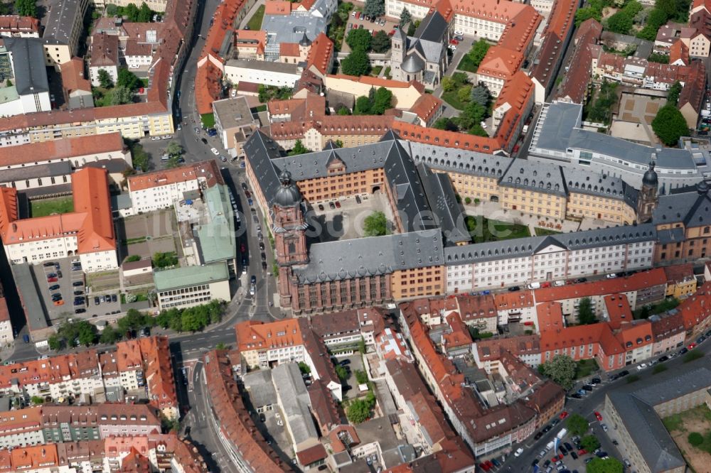 Würzburg aus der Vogelperspektive: Turm der Neubaukirche in der Altstadt von Würzburg im Bundesland Bayern