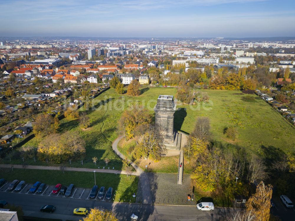 Dresden von oben - Turmbauwerk des Bismarckturmes - Aussichtsturmes in Dresden im Bundesland Sachsen, Deutschland