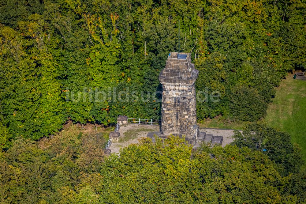 Hagen aus der Vogelperspektive: Turmbauwerk des Bismarckturmes - Aussichtsturmes in Hagen im Bundesland Nordrhein-Westfalen, Deutschland