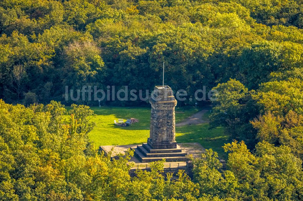 Hagen aus der Vogelperspektive: Turmbauwerk des Bismarckturmes - Aussichtsturmes in Hagen im Bundesland Nordrhein-Westfalen, Deutschland