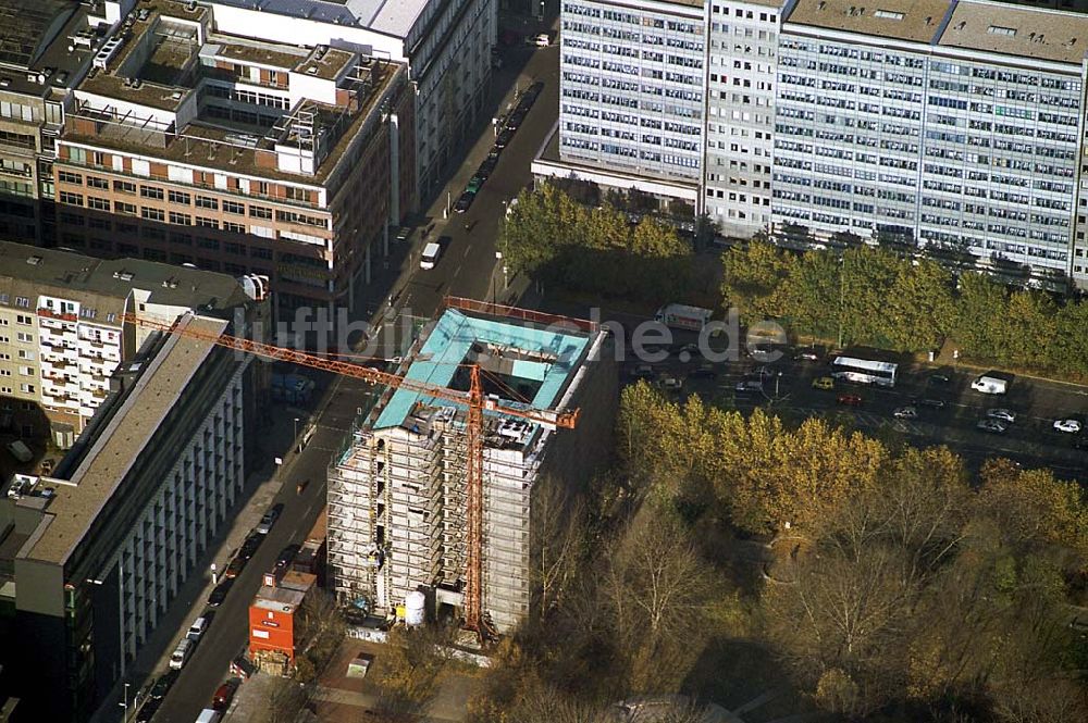 Berlin Mitte aus der Vogelperspektive: Tuteurhaus Rekonstruktion des Architekt Motesius Leipziger Strasse, Ecke Charlottenstrasse Patzschke & Partner Architekten Am Bahnhof Grunewald 10 D - 14 193 Berlin Tel