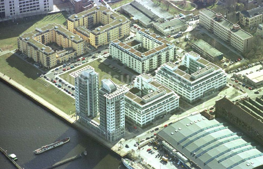 Berlin- Treptow aus der Vogelperspektive: Twin-Towers am Treptower Park 11.03.02