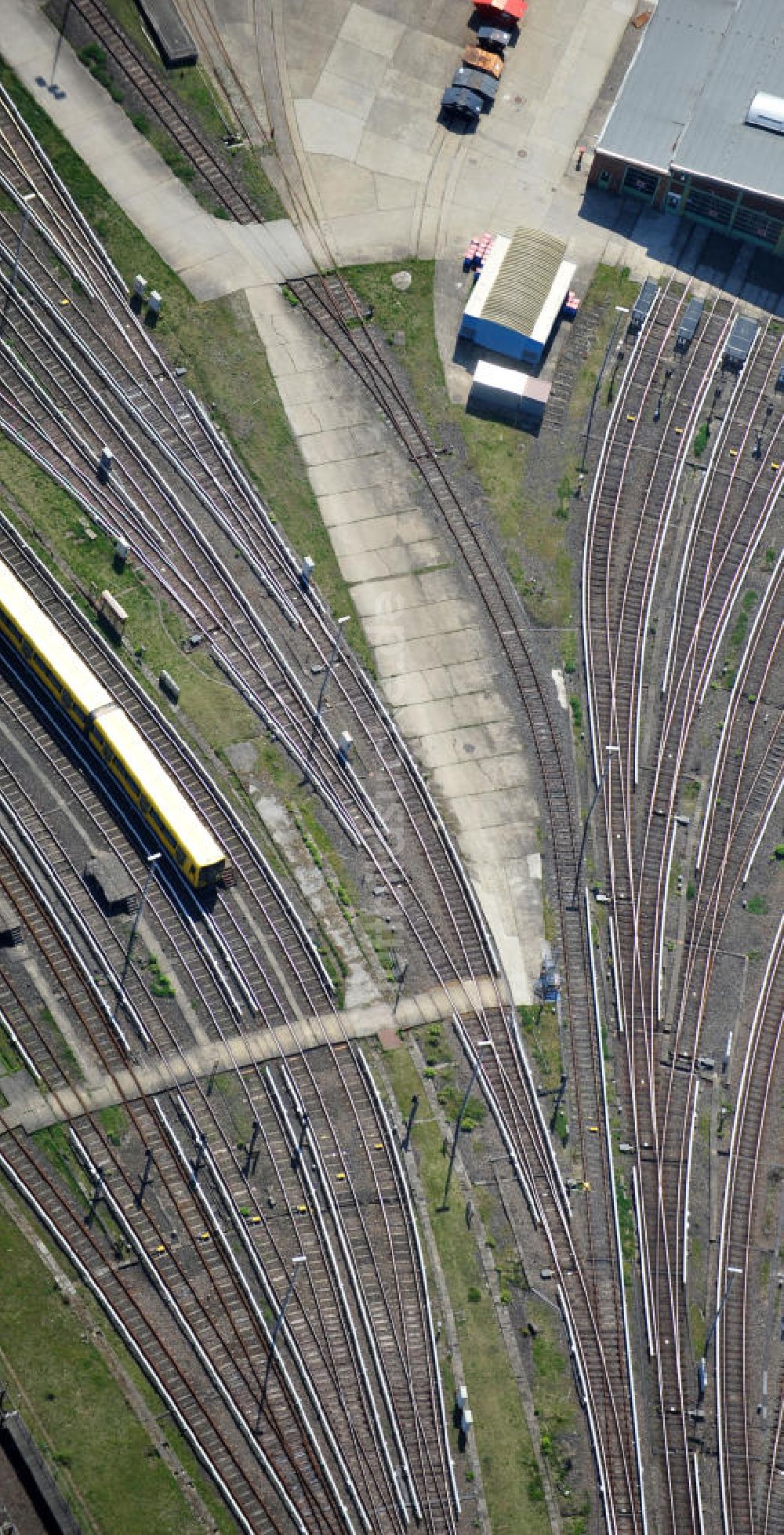 Berlin-Friedrichsfelde aus der Vogelperspektive: U-Bahn Betriebswerkstatt Friedrichsfelde in Lichtenberg