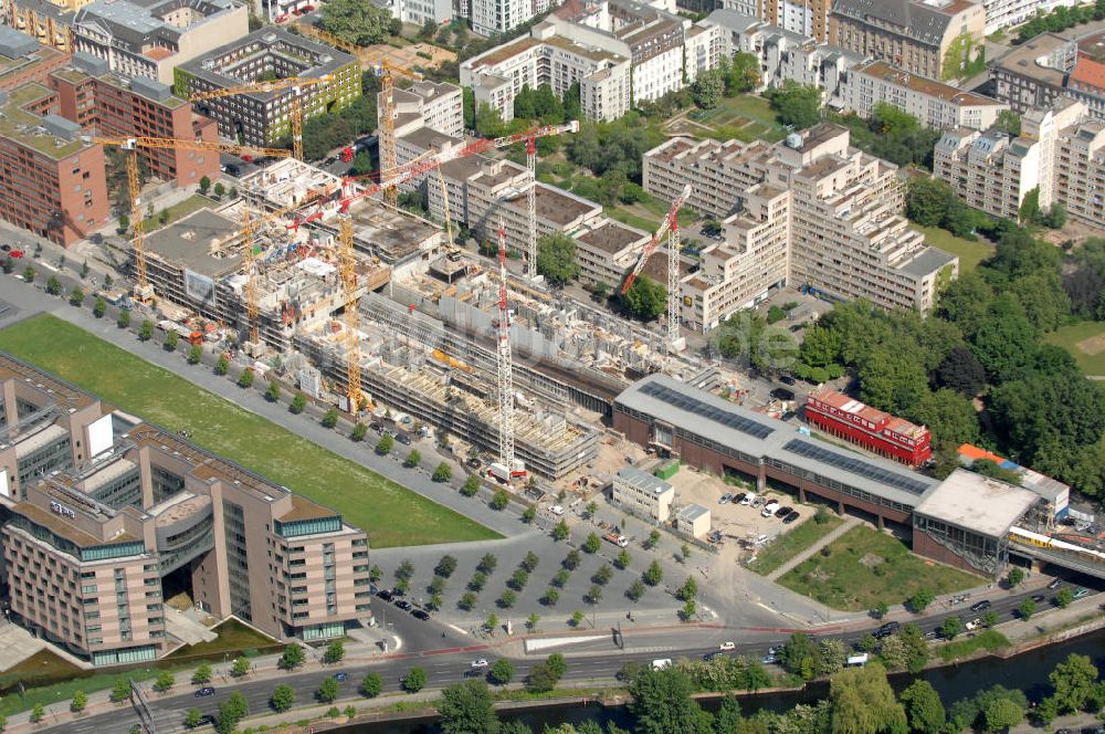 Berlin von oben - U-Bahnhof Mendelssohn-Bartholdy-Park in Berlin-Mitte