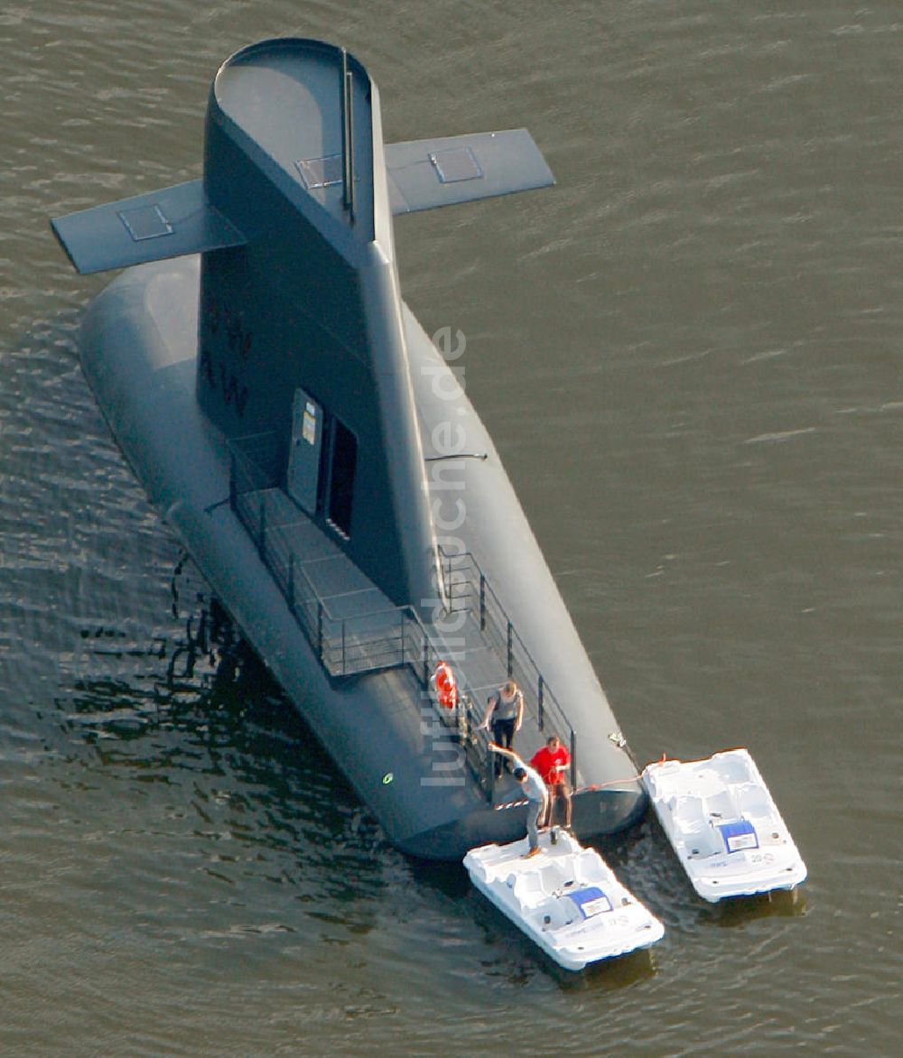 Luftbild Essen - U-Boot auf dem Baldeneysee in Essen