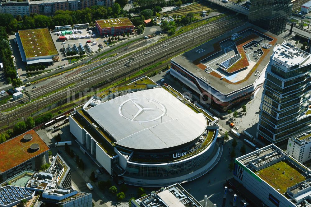 Luftaufnahme Berlin - Uber Arena im Anschutz Areal im Stadtteil Friedrichshain in Berlin