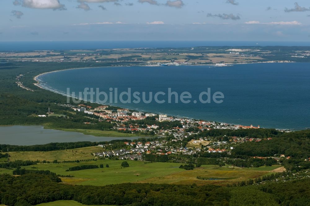 Binz von oben - Ufer der Ostsee in Binz auf der Insel Rügen in Mecklenburg-Vorpommern