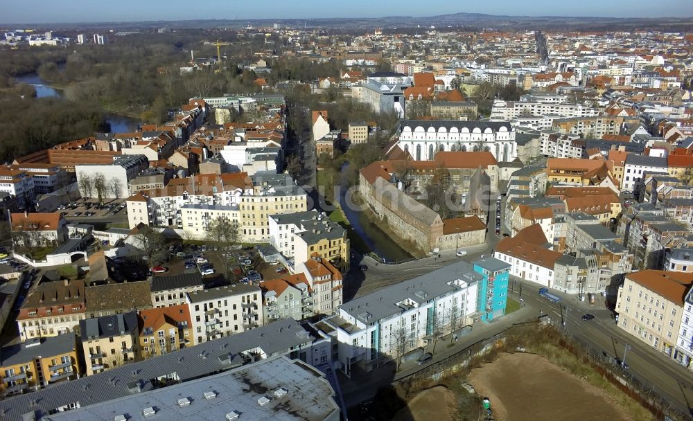 Luftbild Halle ( Saale ) - Ufer der Saale in Halle im Bundesland Sachsen-Anhalt