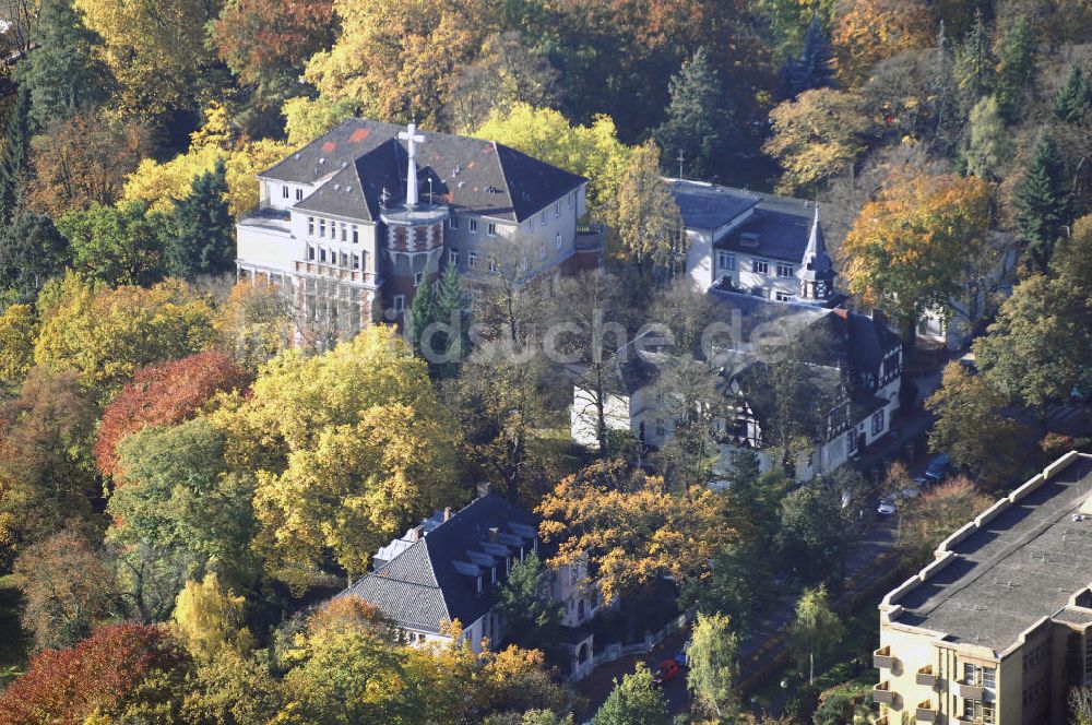 Luftaufnahme Berlin - Uferbereich an der SIEMENS Villa Am Kleinen Wannsee in Berlin