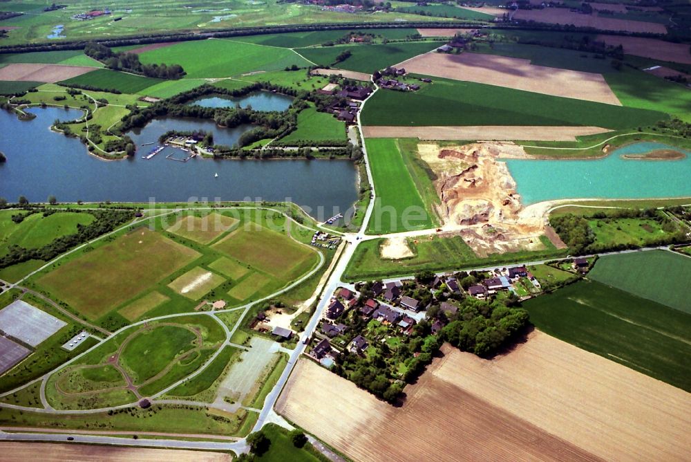 Luftaufnahme Krefeld - Uferbereiche des Elfrather See in Krefeld im Bundesland Nordrhein-Westfalen