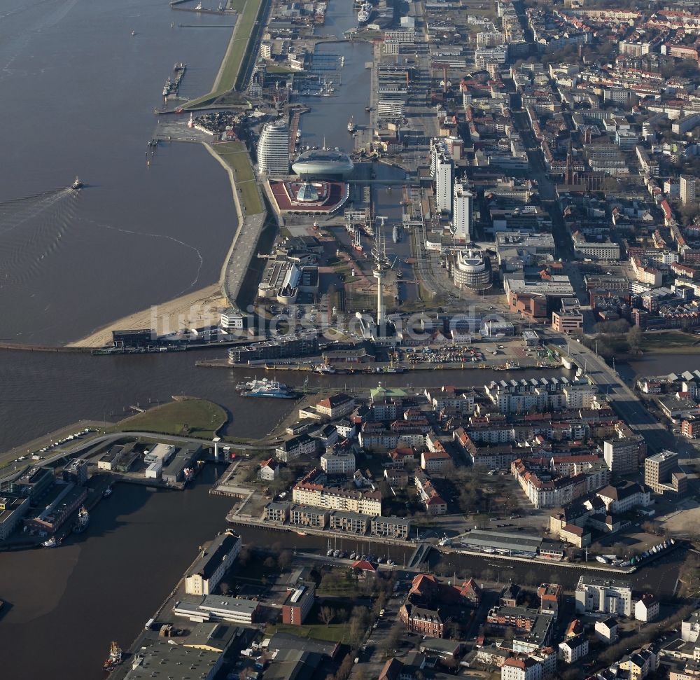 Luftbild Bremerhaven - Uferbereiche entlang der Fluß- Mündung der Geeste in die Weser in Bremerhaven im Bundesland Bremen